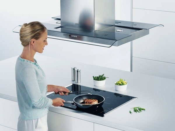 Насколько важна кухонная вытяжка?