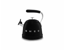 Чайник со свистком Smeg CKLW2001BL черный